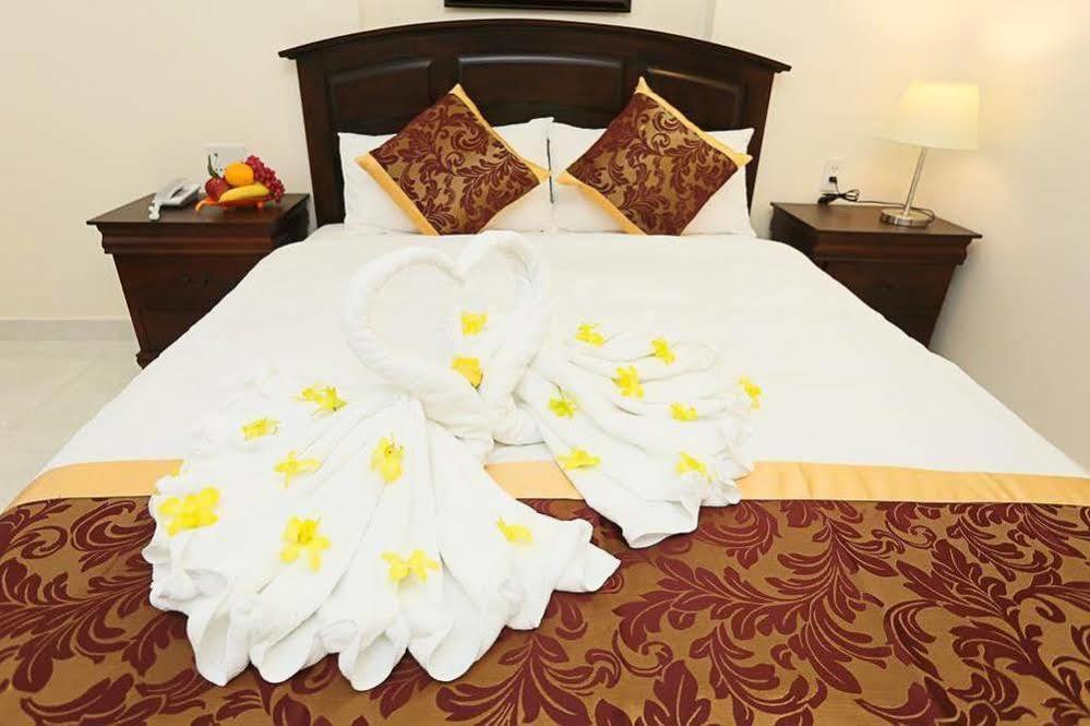 Golden Hotel โฮจิมินห์ซิตี้ ภายนอก รูปภาพ