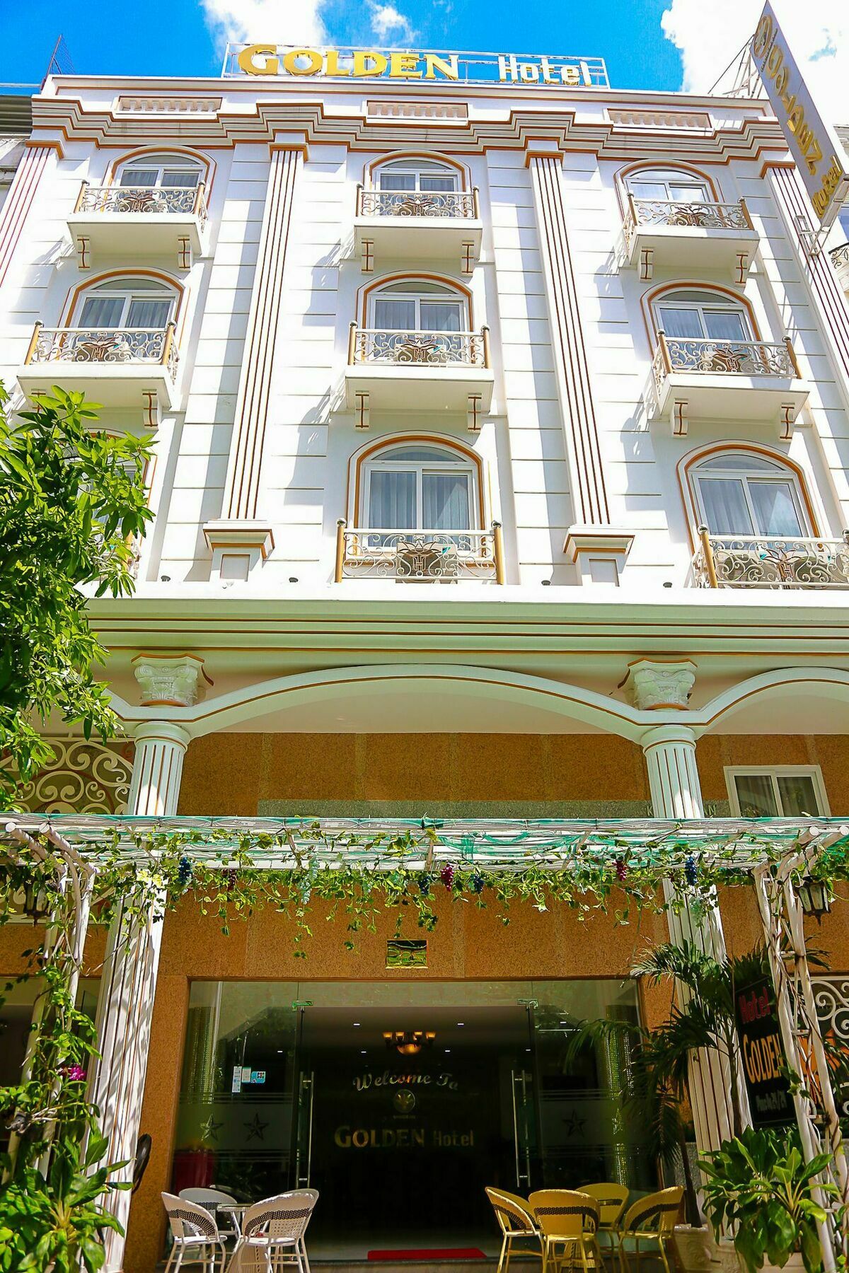 Golden Hotel โฮจิมินห์ซิตี้ ภายนอก รูปภาพ