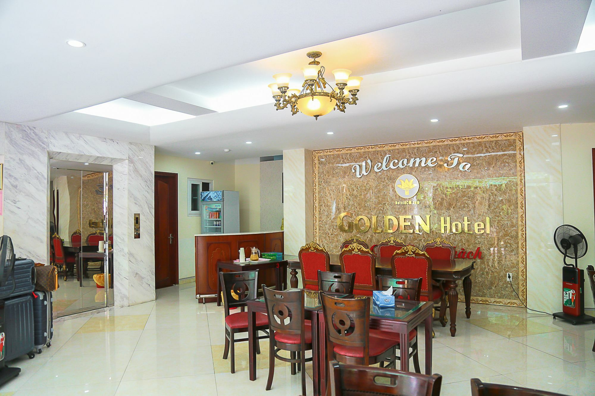 Golden Hotel โฮจิมินห์ซิตี้ ภายนอก รูปภาพ